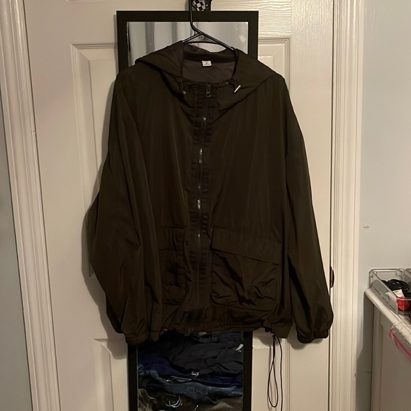 (broken adjustment string) size: XXL, brand: old navy, colour: army green - Picture 1 of 2